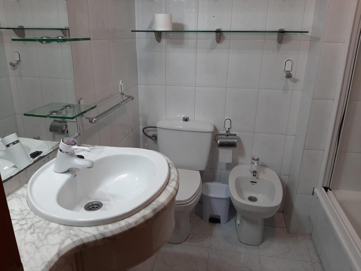 Pension A Fonte Caldas De Reis Luaran gambar